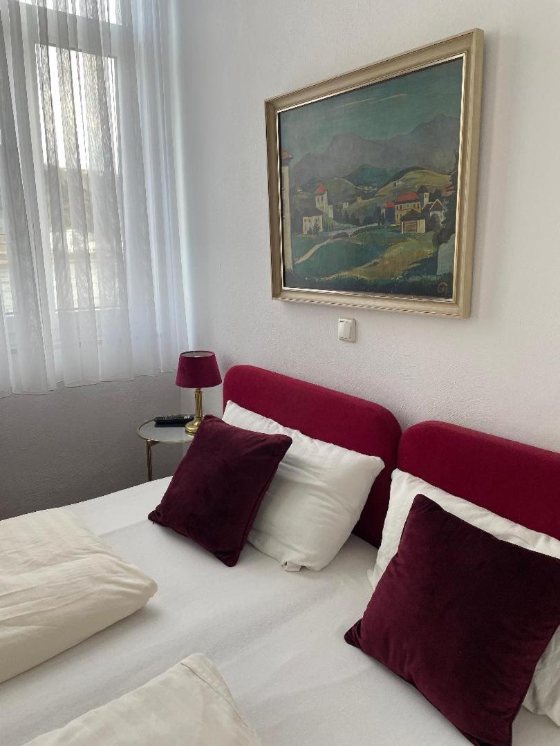 Hotel Zum Goldenen Loewen ザンクト・ゴアー 部屋 写真