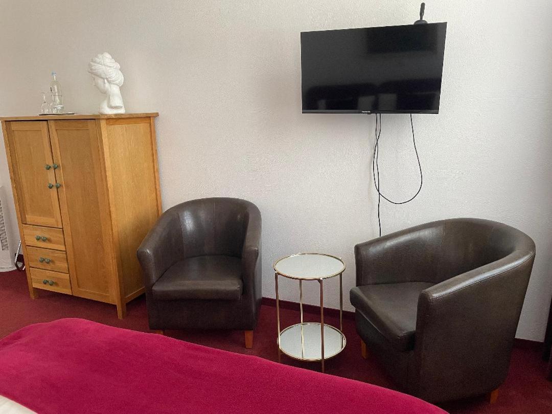 Hotel Zum Goldenen Loewen ザンクト・ゴアー 部屋 写真