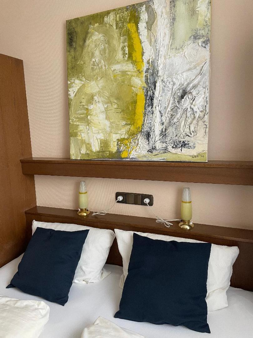 Hotel Zum Goldenen Loewen ザンクト・ゴアー 部屋 写真